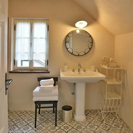 Country With Heated Pool & Private Sauna, Close To South Styrian Wine Road בית הארחה 4*