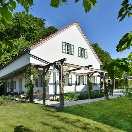 Country With Heated Pool & Private Sauna, Close To South Styrian Wine Road 4* Kamnica