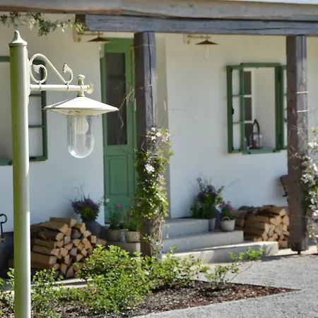 Country With Heated Pool & Private Sauna, Close To South Styrian Wine Road Kamnica