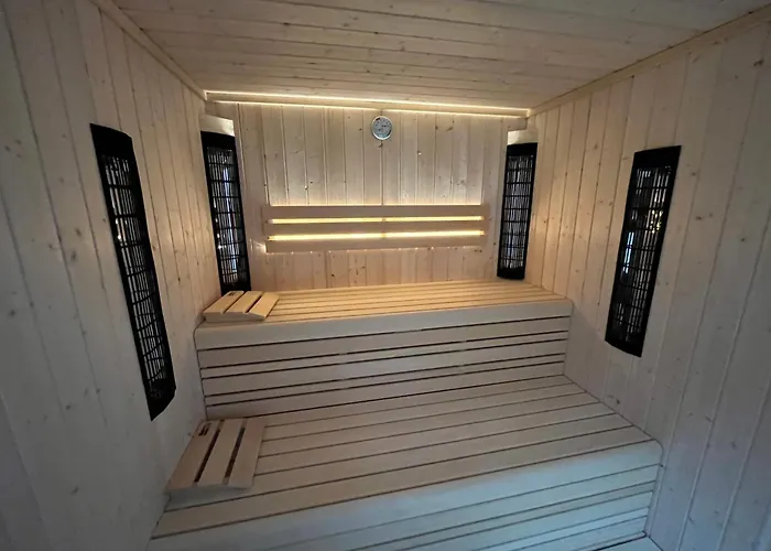 Konukevi Pri Mimiki - Luxury & Near The Wine Road Kamnica