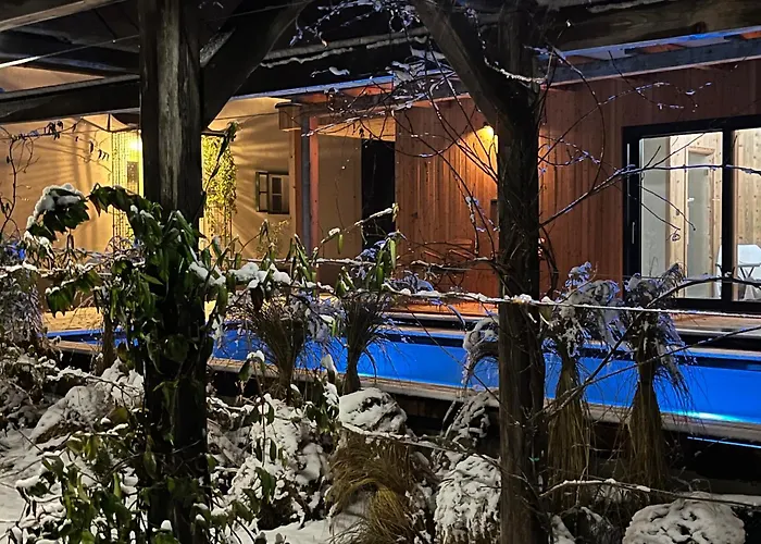 Country Villa With Heated Pool & Private Sauna, Close To Wine Road